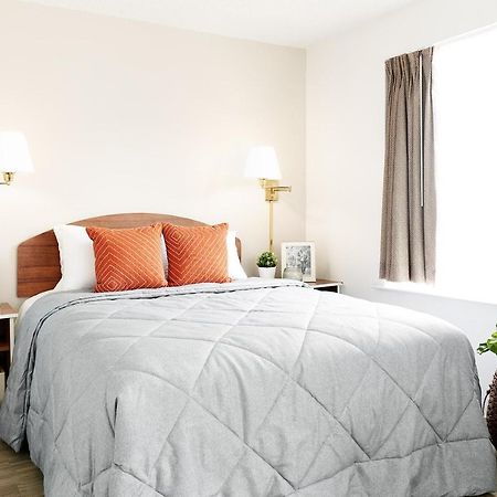 Intown Suites Extended Stay Dallas Tx - Ґарланд Екстер'єр фото
