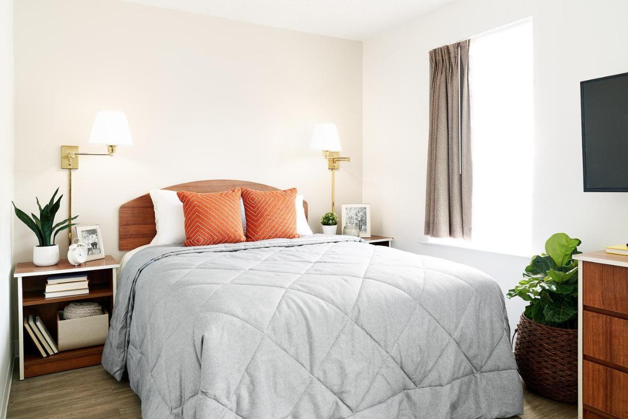 Intown Suites Extended Stay Dallas Tx - Ґарланд Екстер'єр фото